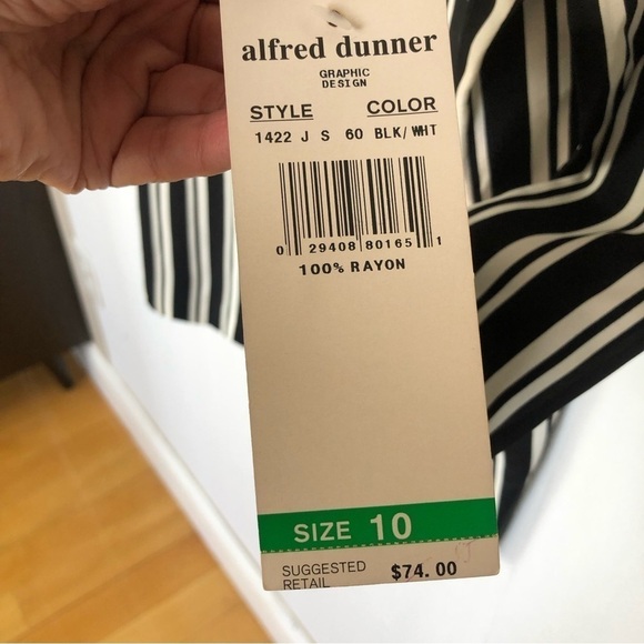 Nwt Alfred Dunner black & white crepe stripe single breasted v-neck blazer - Picture 5 of 10